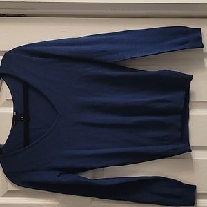 NEW Basic H&M V-neck long sleeve shirt